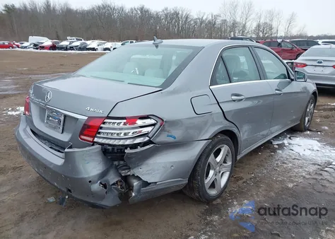 2014 Mercedes-Benz E 350 4Matic z USA, uszkodzony, nr VIN WDDHF8JBXEA835207